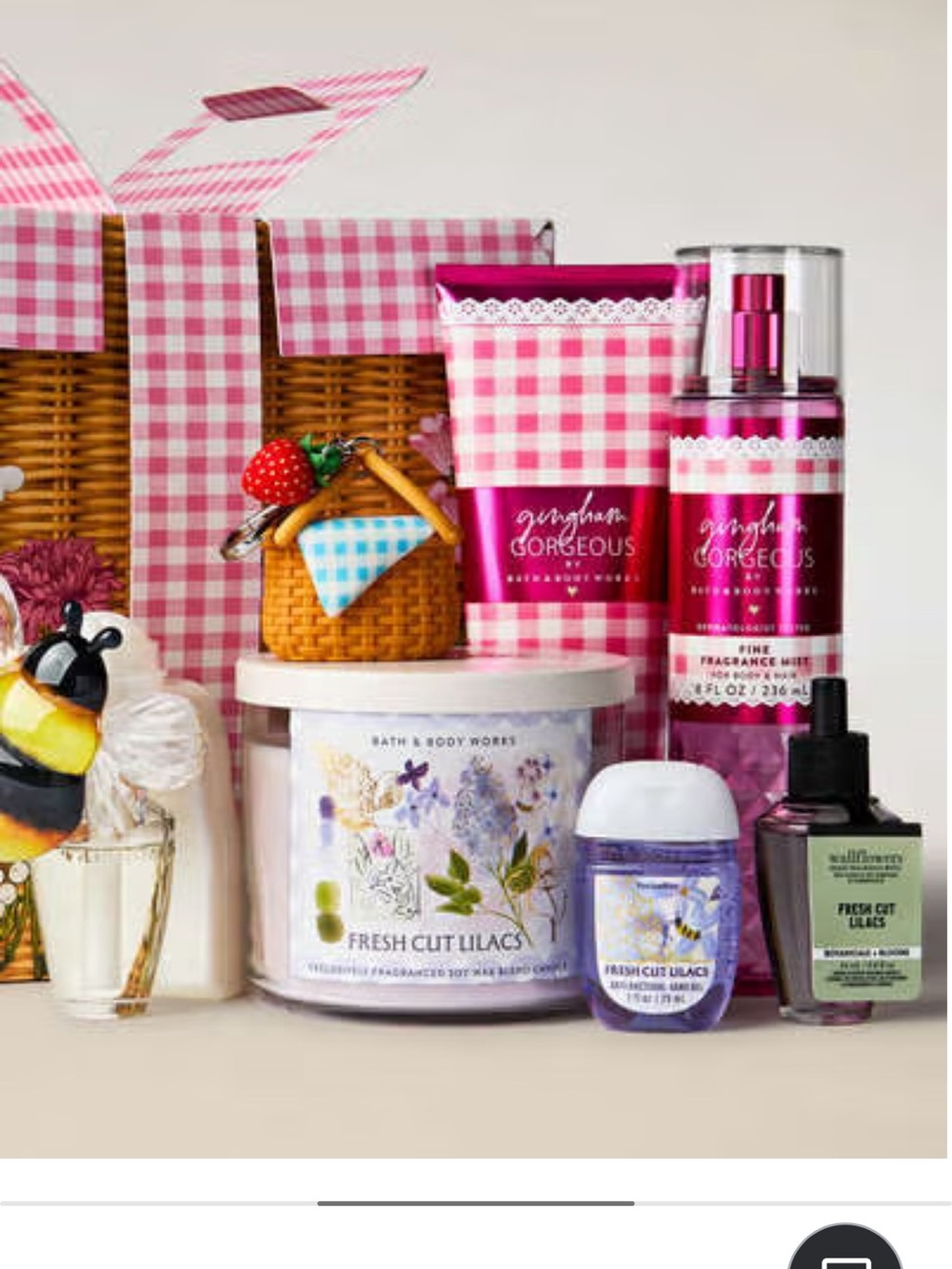Bath & Body Works Pink Picnic Basket Gift Set - Picture 2 of 10